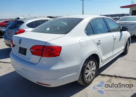 2014 Volkswagen Jetta 2.0L S z USA, uszkodzony, nr VIN 3VW2K7AJ1EM234877